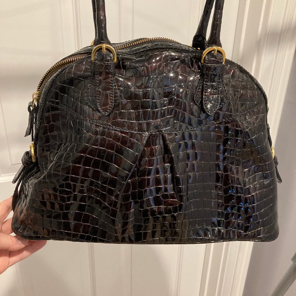 Italian embossed leather handbag.  NEVER USED.  Chocolate brown.